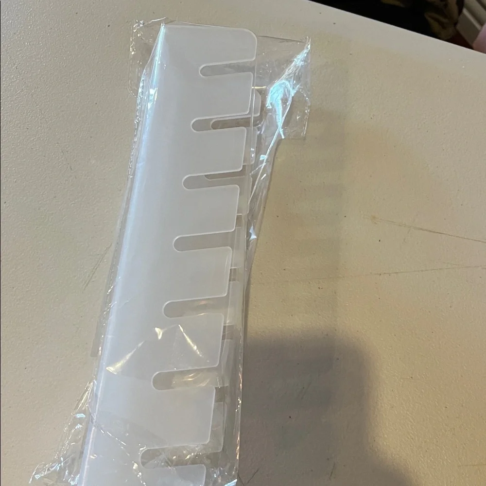 White Plastic Cap Organizer Divider new